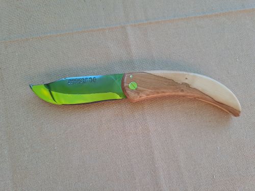 bois_stand__couteau_corse_cuttoli_foire